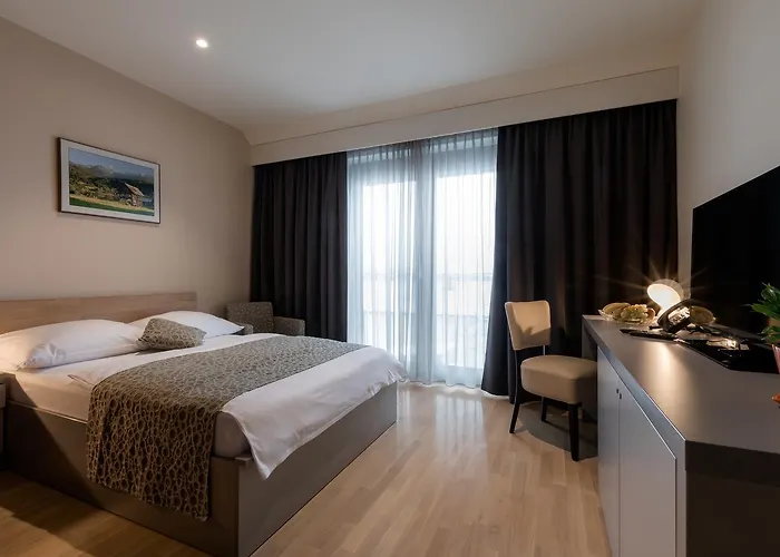 佛罗雅科夫哈姆酒店 酒店 3*