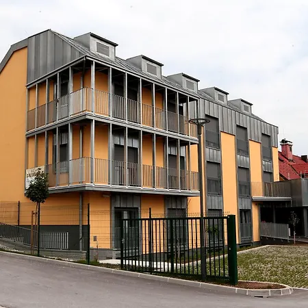 Florjanckov Hram Hotel 3*