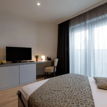 Florjanckov Hram Hotel 3*